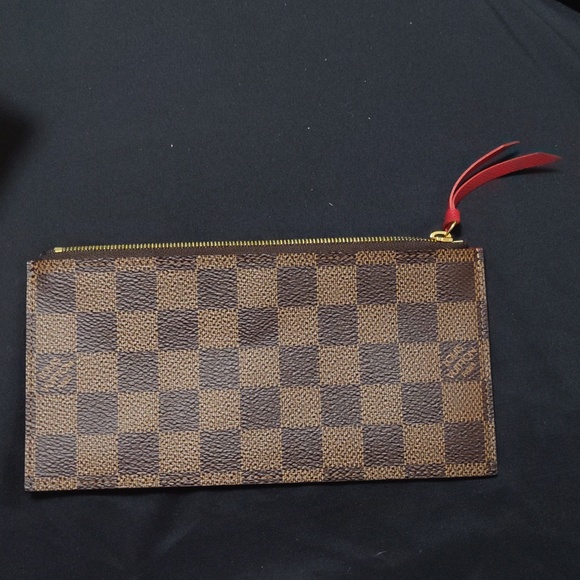 Authentic Louis Vuitton wallet/makeup pouch/wallet brown checkered red zipper! - Picture 5 of 5